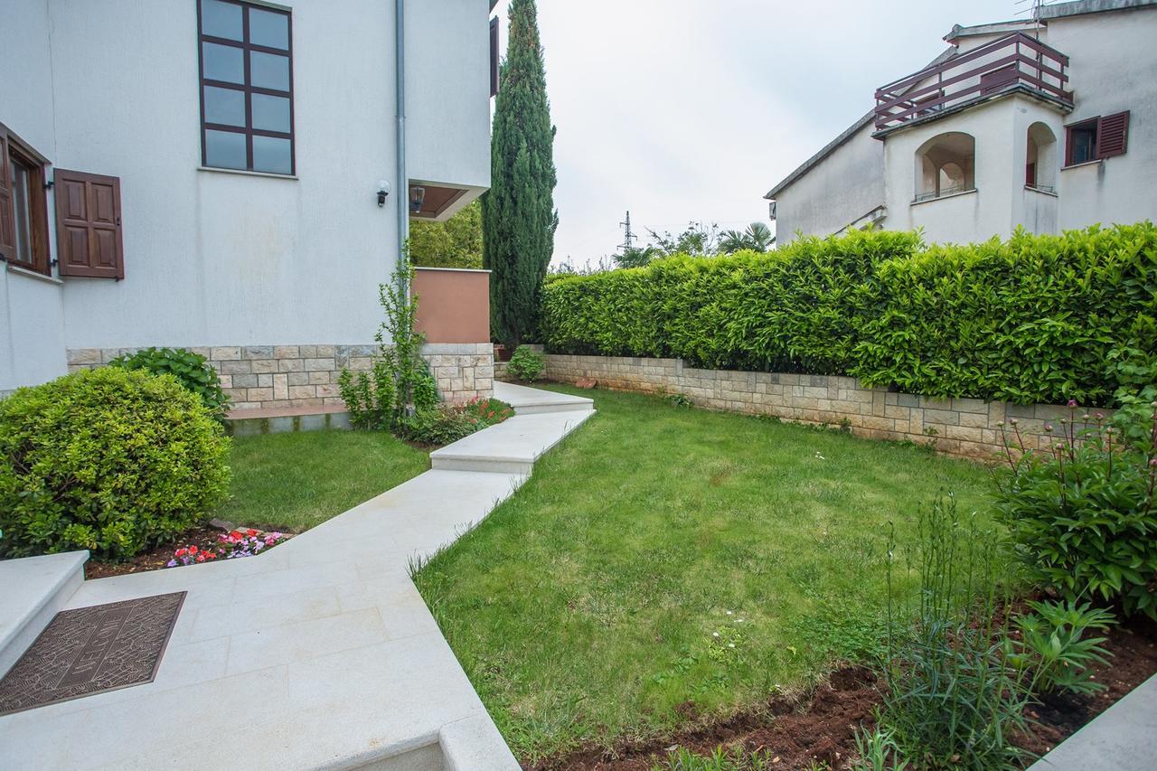 Apartments Staver Пореч Екстер'єр фото